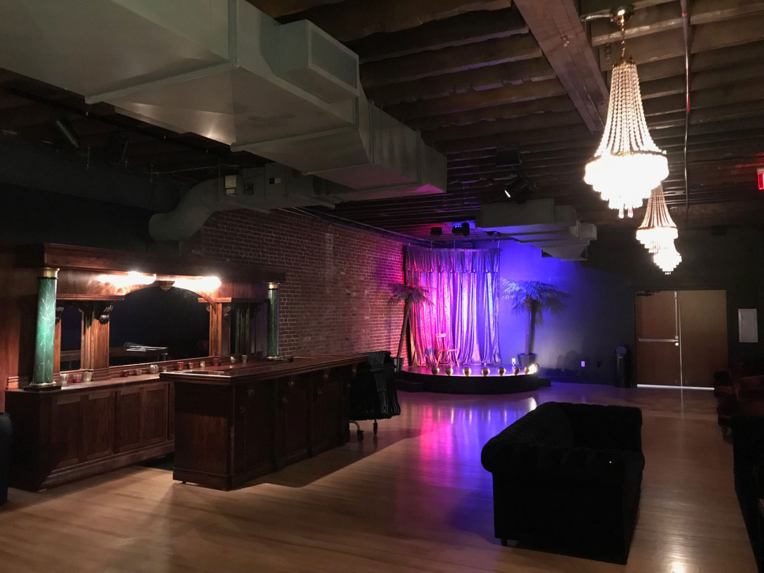The Story Behind Blind Pigs and Speakeasies - Bourbonfool